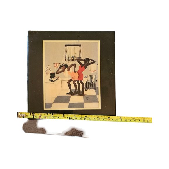 Annie Lee print on ceramic tile of two ladies getting ready in the bathroom - Picture 4 of 7